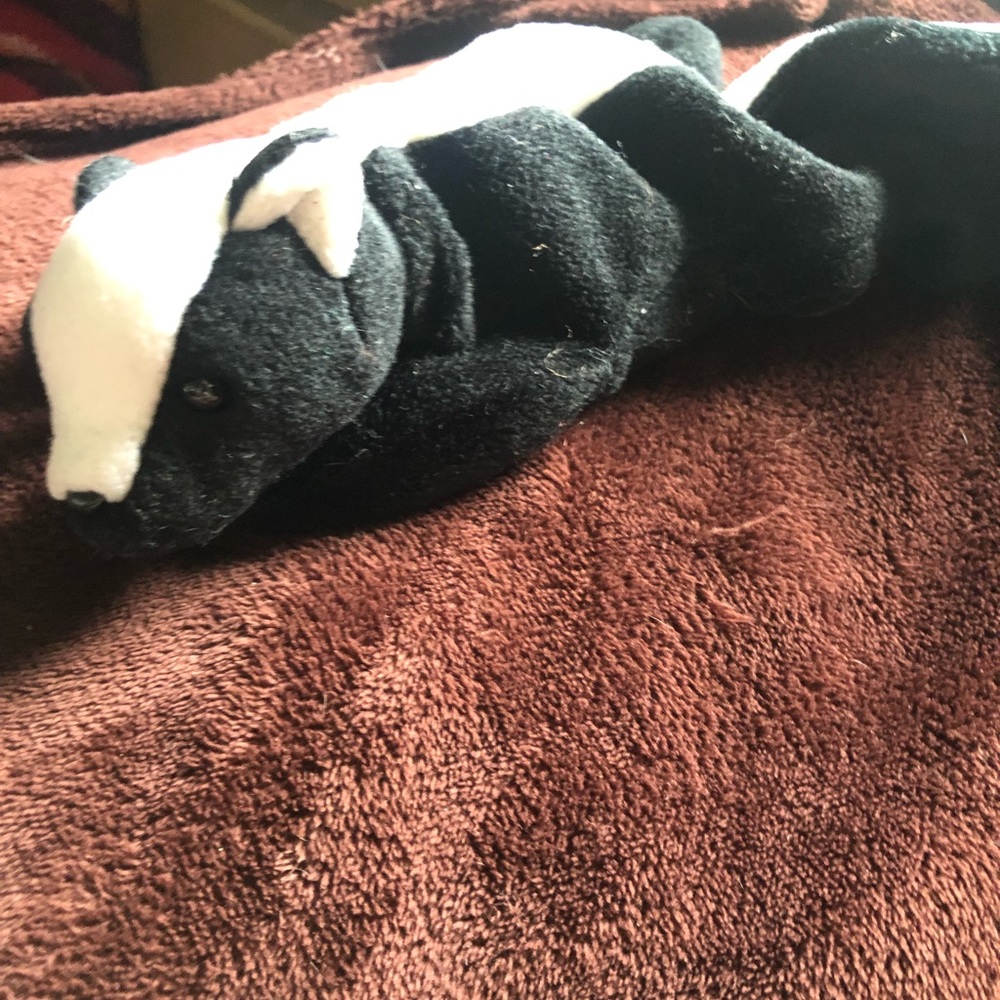 🦥🦥🦥 Stinky the Ty Skunk 🦨